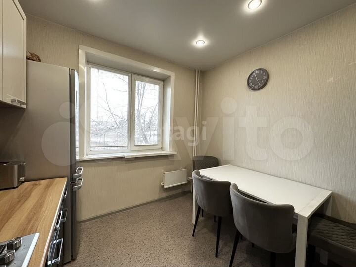 4-к. квартира, 82,5 м², 2/9 эт.