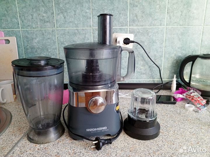 Кухонный комбайн редмонд