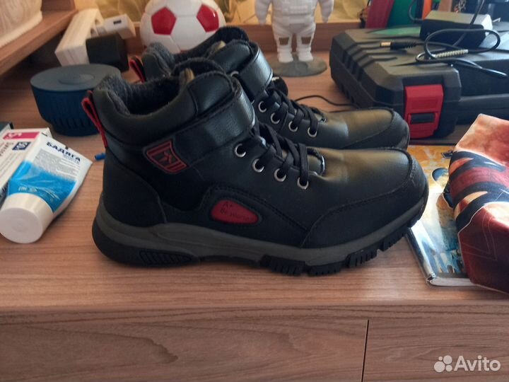Ботинки демисезонные на мальчика раз 35
