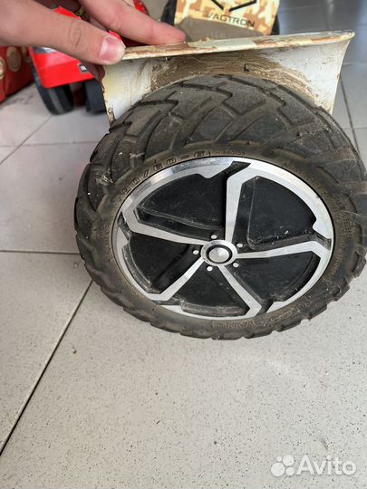 Гироскутор swagtron t6