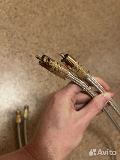 Кабель rca 1 м. QED Signature 40 разъемы Cardas