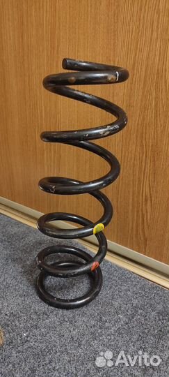 Пружина амортизатора подвески Infiniti M37 Y51