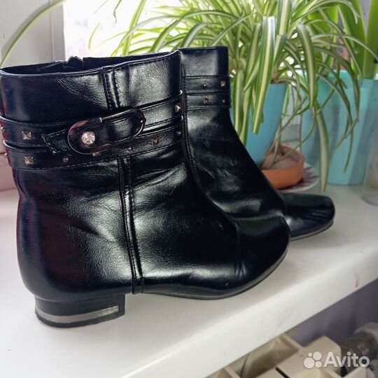 Полусапоги 33