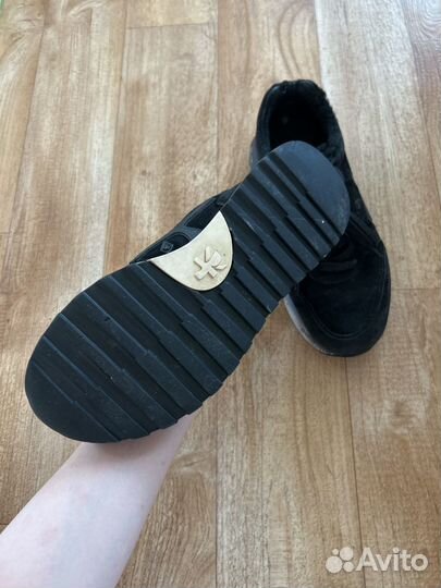 Кроссовки мужские зима