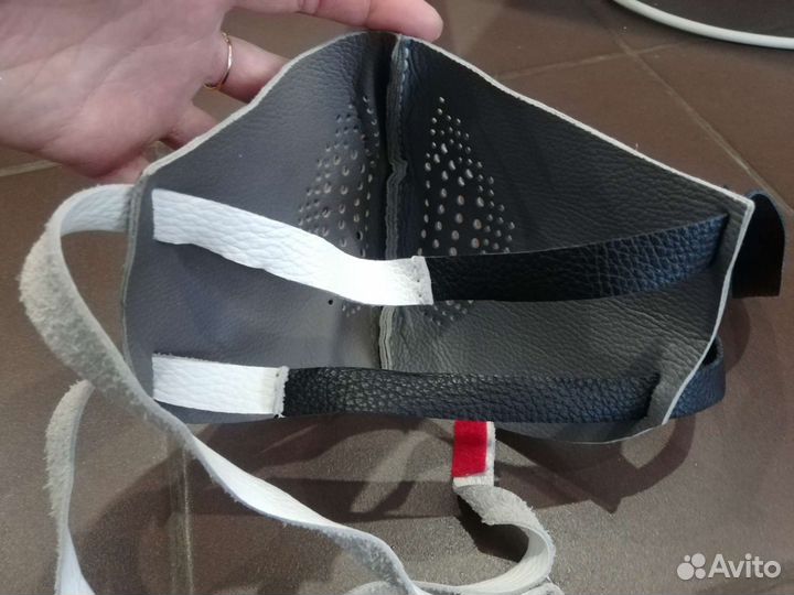 Маска кожаная бутафорская