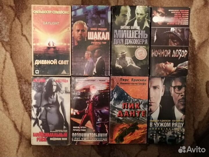 Видео кассеты 77 штук