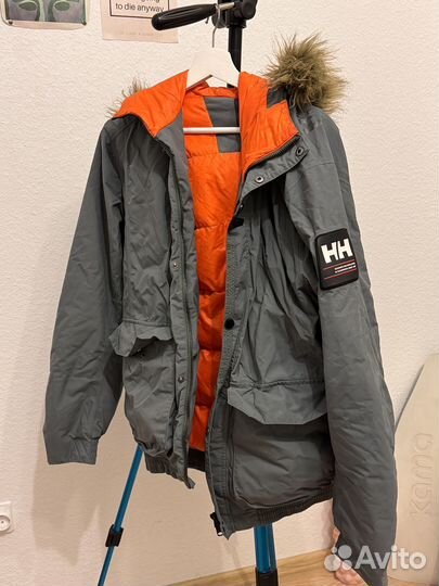 Пуховик мужской helly hansen