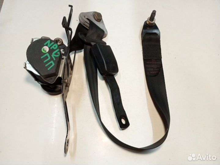 Ремень безопасности передний правый Nissan Primera
