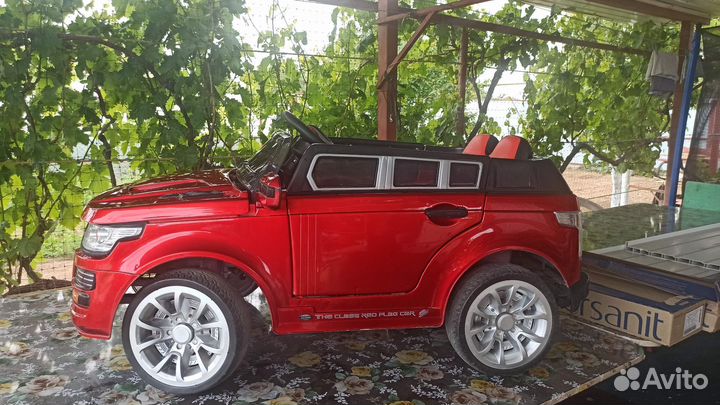 Детский электромобиль