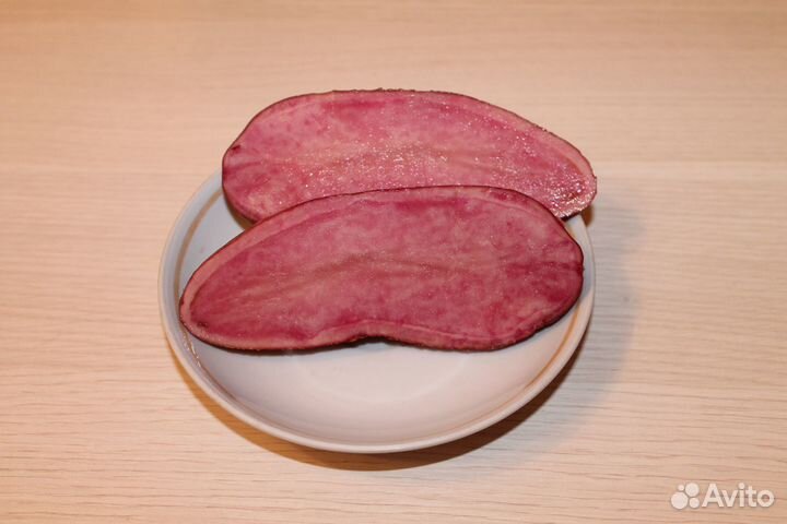 Картофель крупный с фиолетовой и красной мякотью