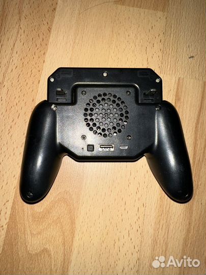 Джостик под телефон для игр