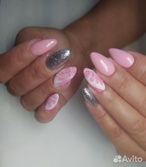 Наращивание ногтей,маникюр,педикюр