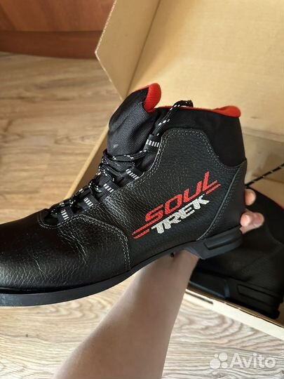 Новые лыжные ботинки trek soul