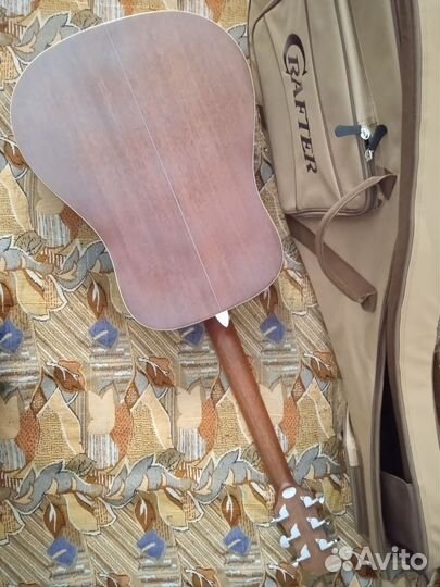 Акустическая гитара