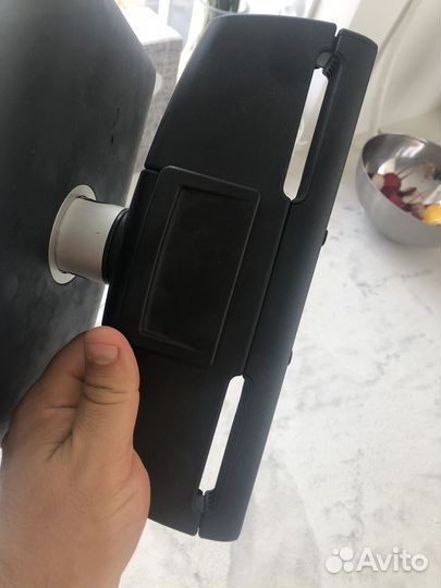 Держатель для iPad 2 в авто