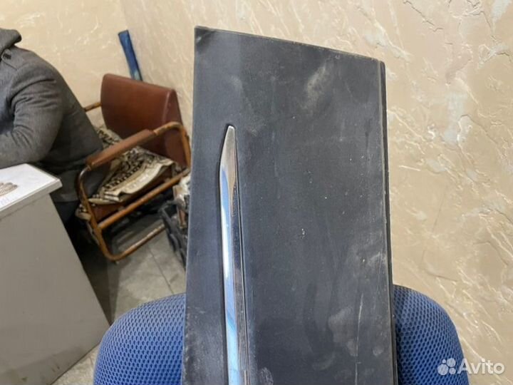 Накладка двери передняя правая Renault Kaptur