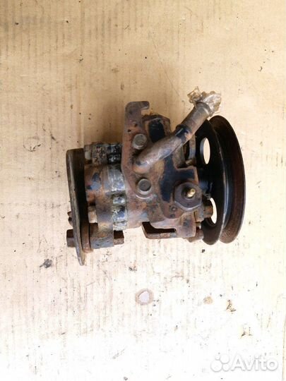 Насос гур Митцубиси Галант Е3 v2.0