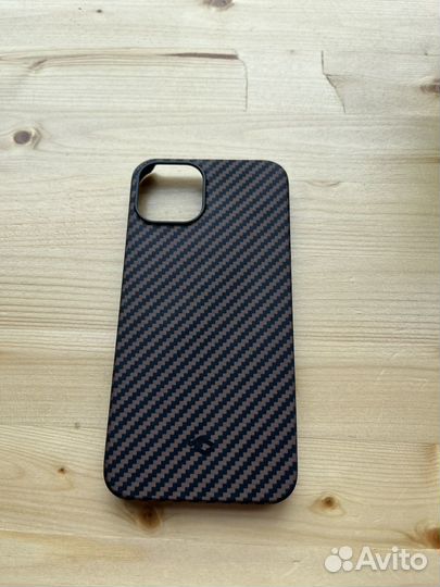 Чехол на iPhone 13 pitaka