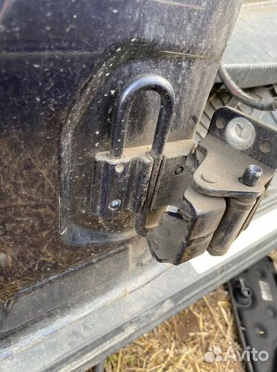 Петля двери Audi A6 C5 2.4 1999