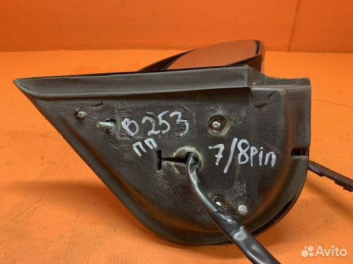 Зеркало заднего вида правое Cadillac Escalade