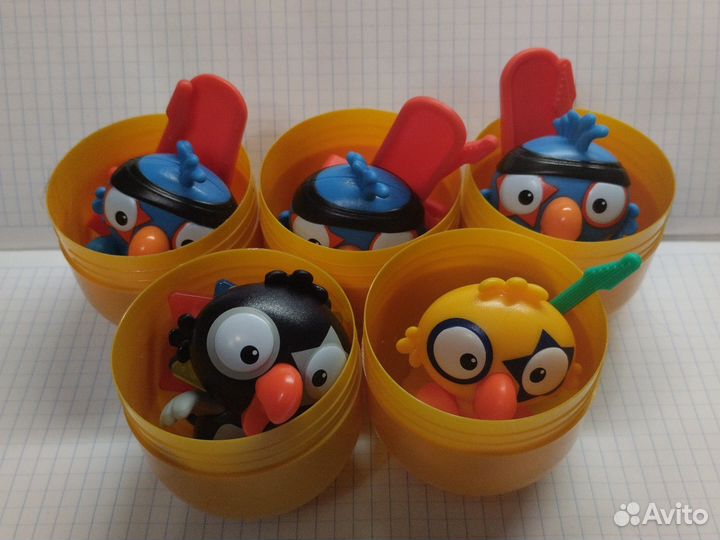 Киндер maxi попугаи