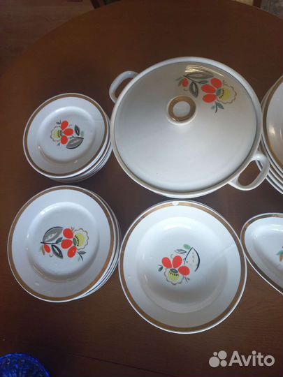 Посуда столовая. Хайта