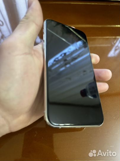 iPhone 11 Pro, 64 ГБ