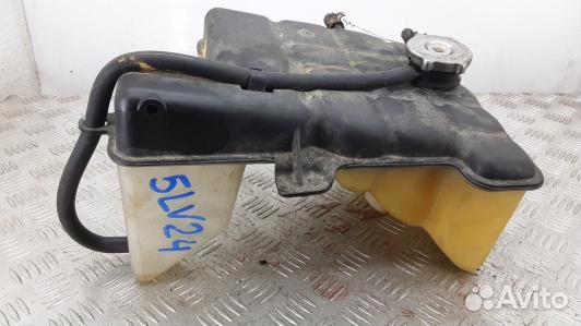 Бачок расширительный jeep grand cherokee WK (5LV24NP01)