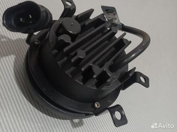 Противотуманные фары LED универсальные
