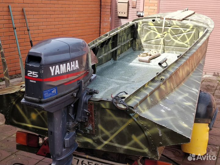 Лодка Казанка М