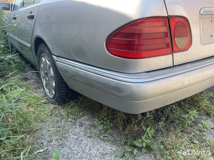 Задний бампер W210 Avangarde