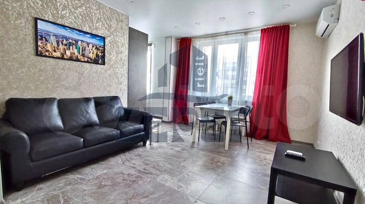 2-к. квартира, 52 м², 10/12 эт.