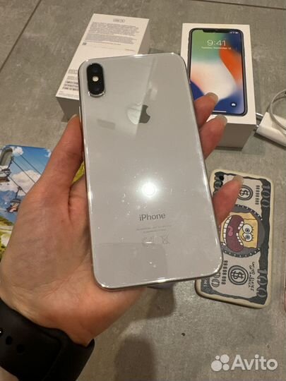 iPhone X, 256 ГБ