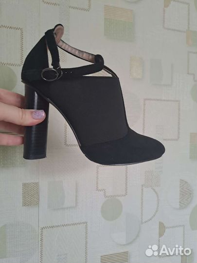 Туфли женские 38 размер черные