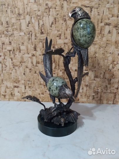 Бронзовая статуэтка