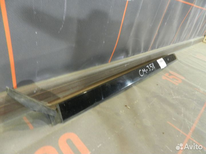 Накладка лобового стекла левая - Mercedes-Benz GLK