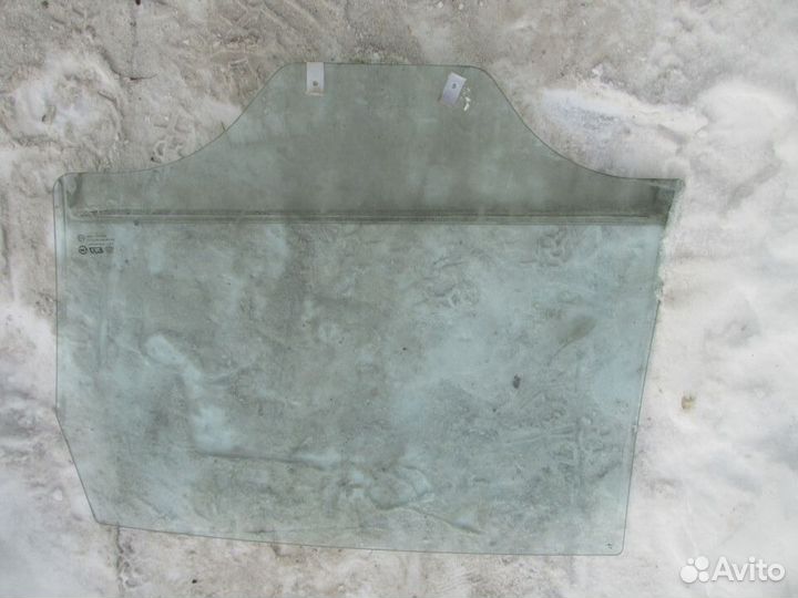 Стекло двери задней правой Captiva,Antara 2006-15