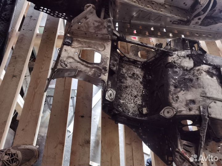 Рама brp ski-doo Summit 800 154