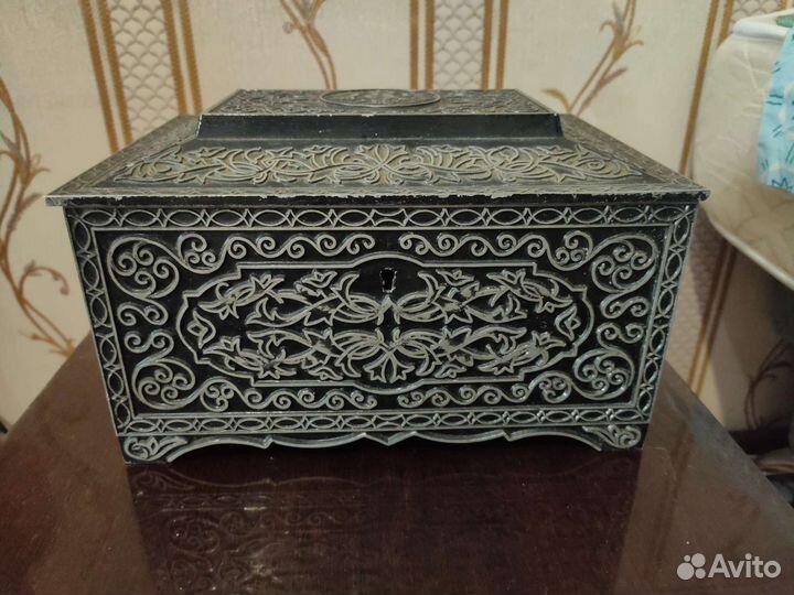 Шкатулка литьё
