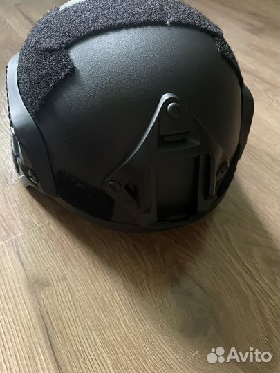 Горнолыжный шлем