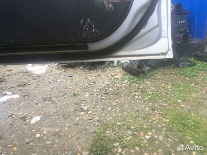 Передняя правая дверь Шевроле Эпика 2006-2012 год