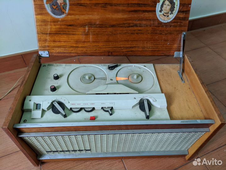 Ламповый катушечный магнитофон Днепр-14А