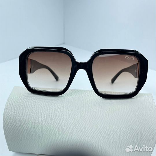 Очки vogue
