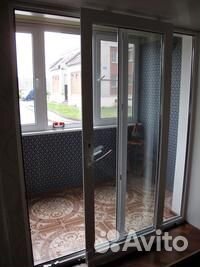 Балкон с раздвижными дверями