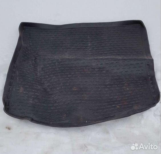Коврик в багажник