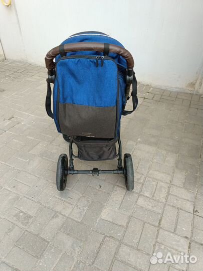 Прогулочная коляска bubago cross