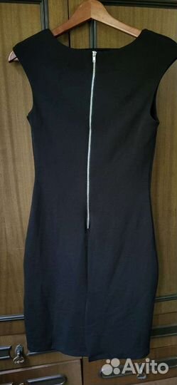 Платье черное