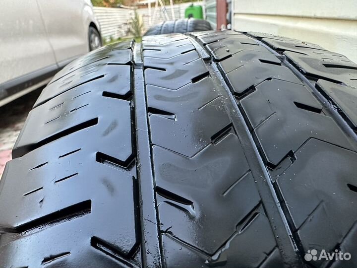 Michelin Agilis 51 215/65 R16C 106T