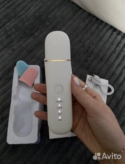 Ультразвуковой аппарат для чистки лица
