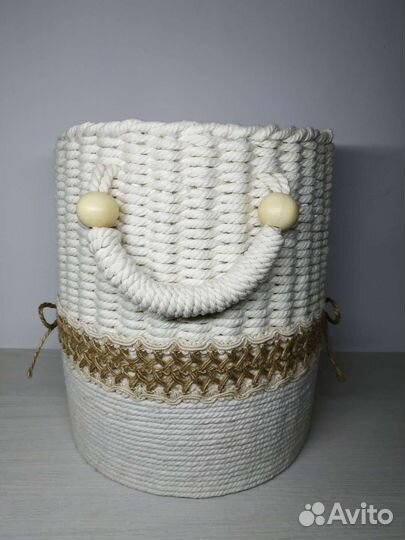 Интерьерная корзина с ручками